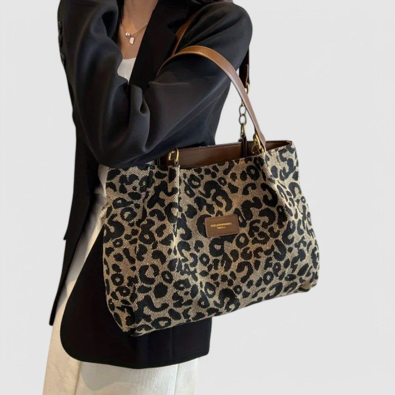 Claire™ – Leopardmönstrad toteväska