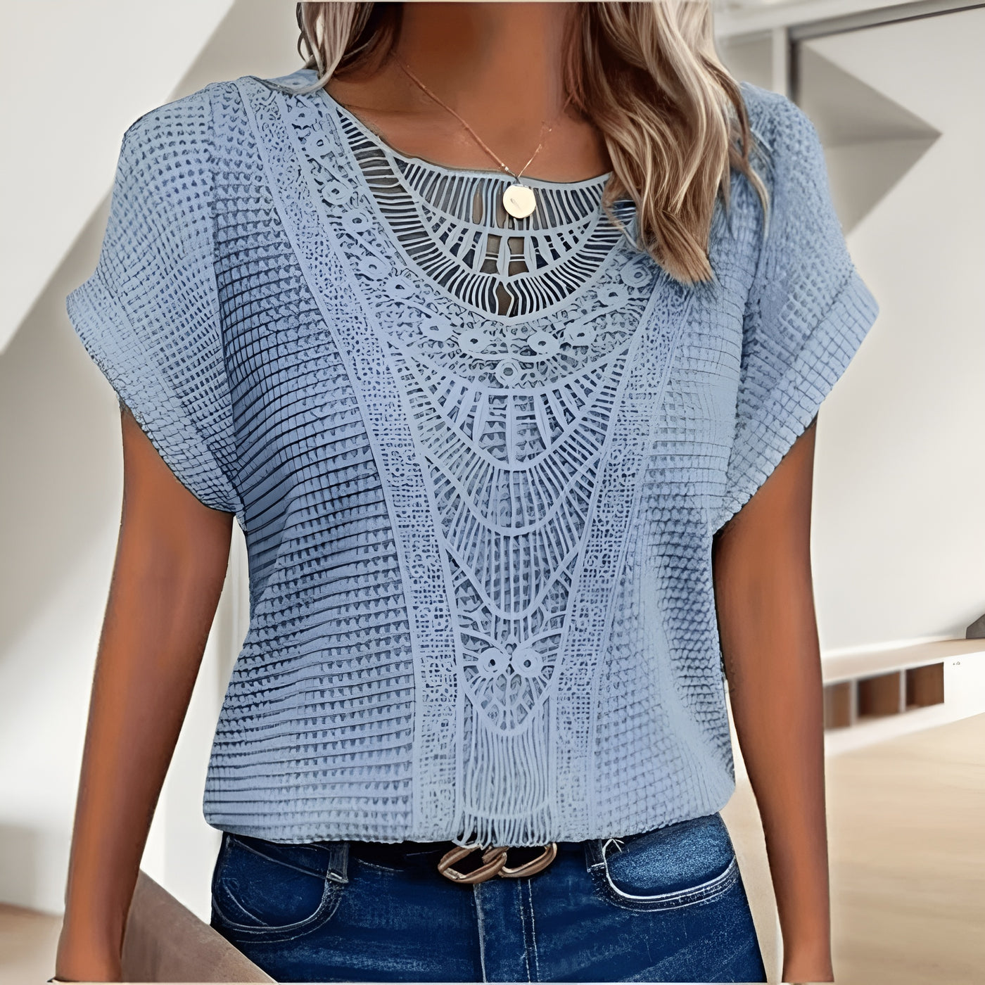 Majken™ – Spetsblus med bohemisk elegans