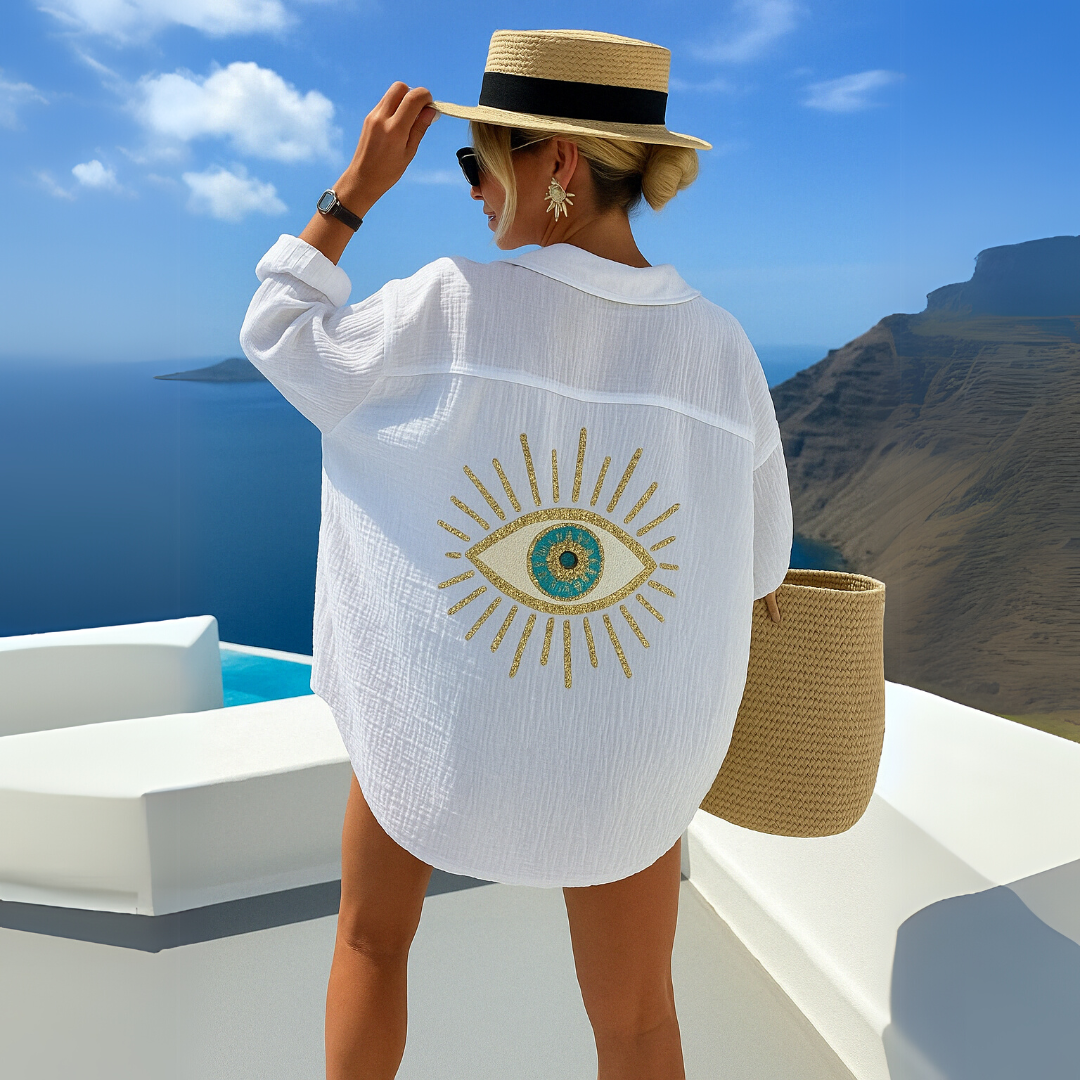 Sanna™ – Vit sommarblus med broderat ögondetalj