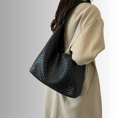 Livia™ – Vävd axelväska med tidlös elegans