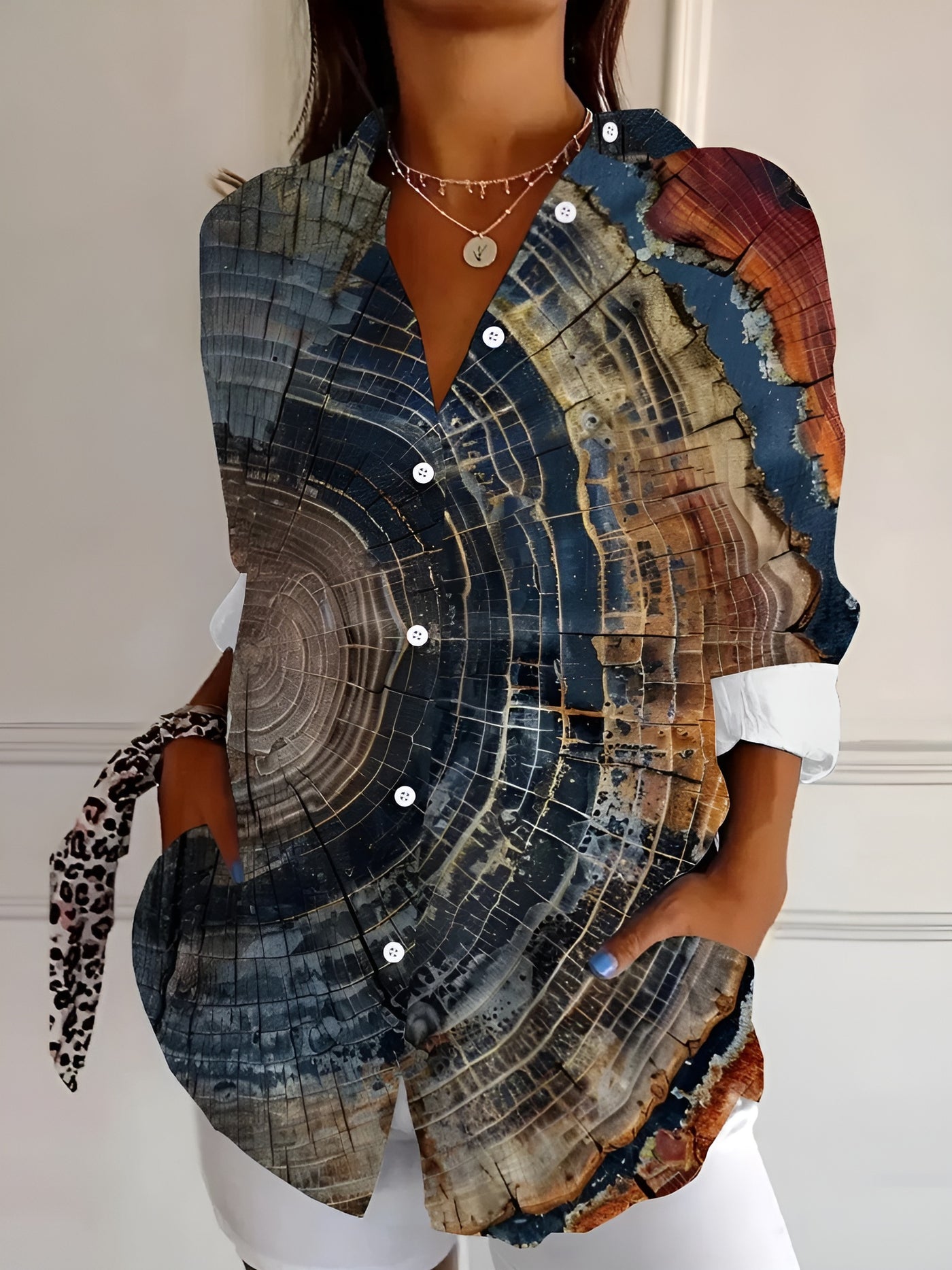 Linea™ – Färgstark blus med själ och stil