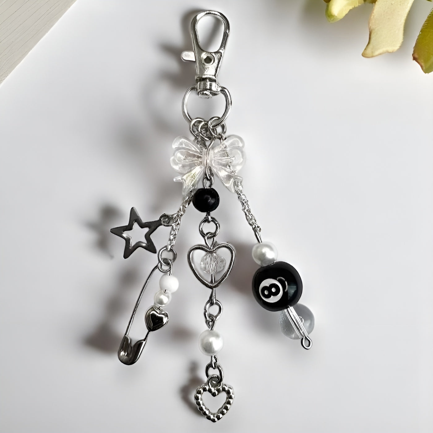 LuckyCharm™ – Väsk­smycke