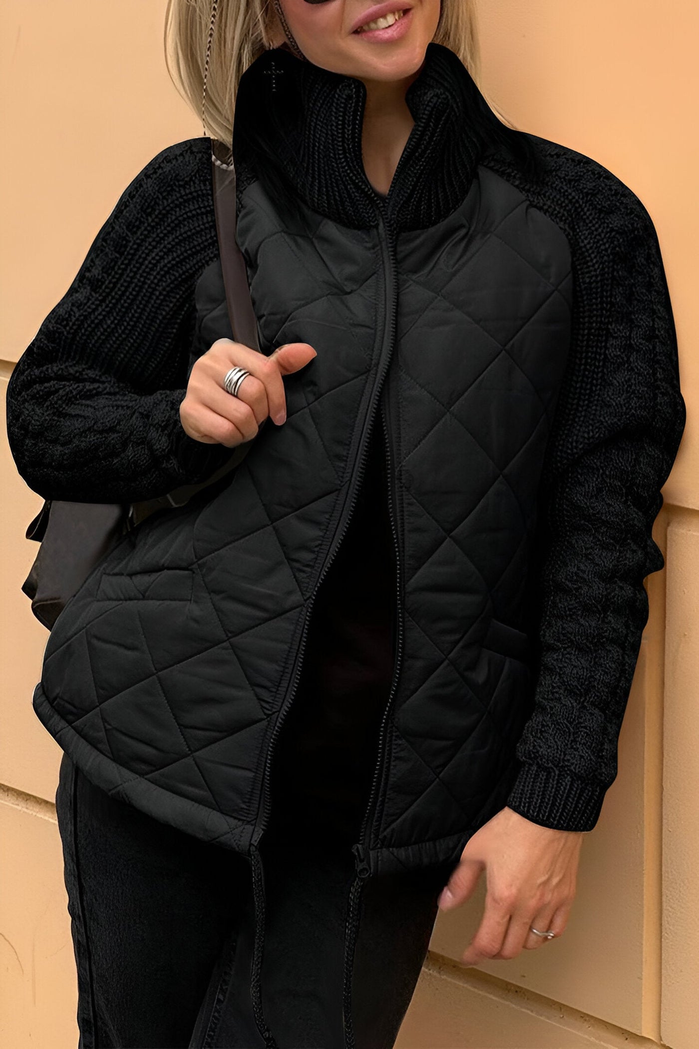 Therese™ – Stickad patchworkjacka med dragkedja