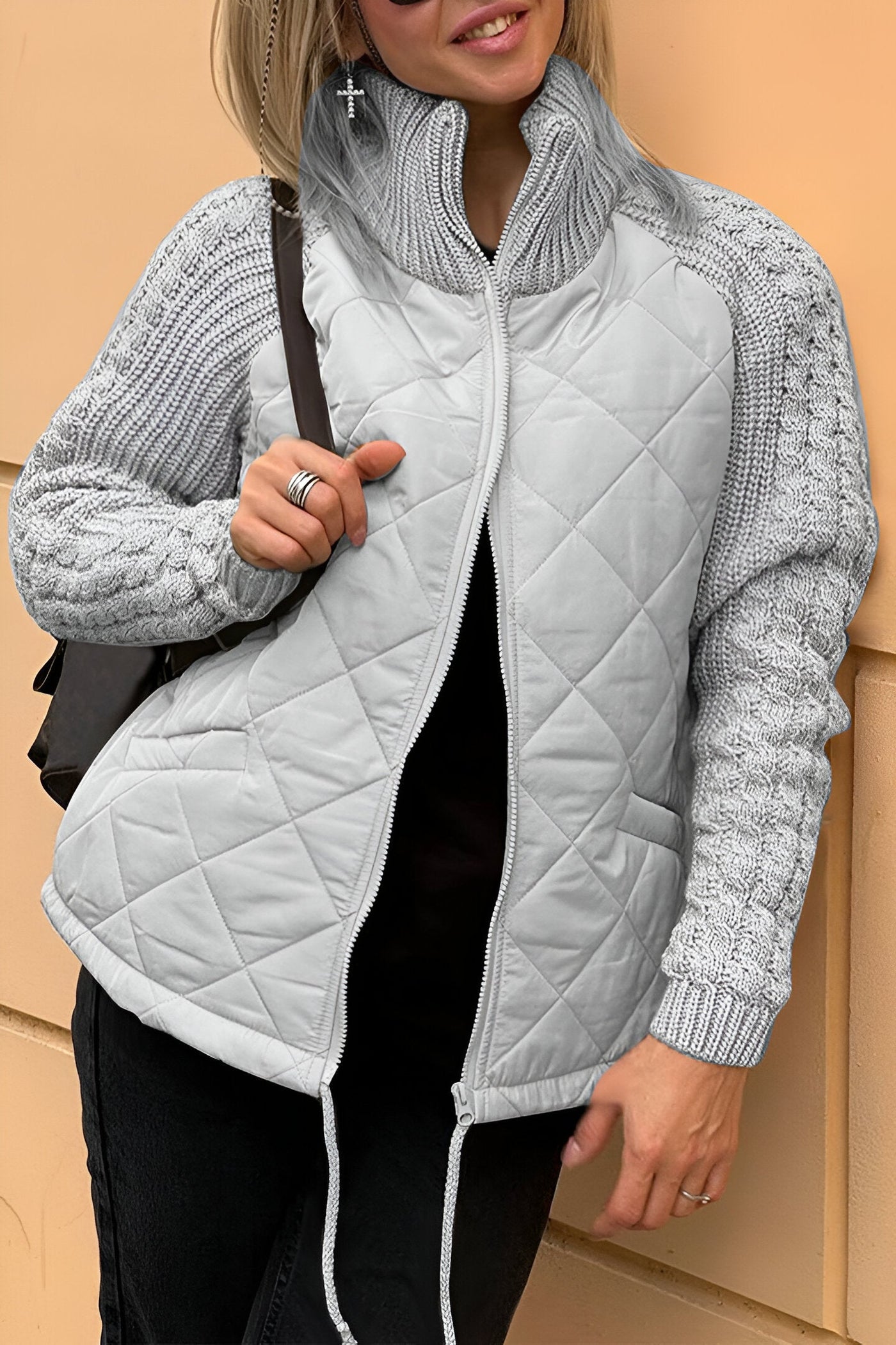 Therese™ – Stickad patchworkjacka med dragkedja