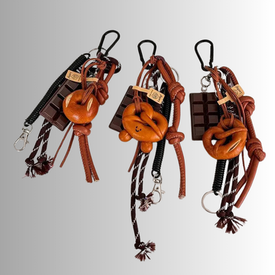 Choco Pretzel™ – Väsk­smycke