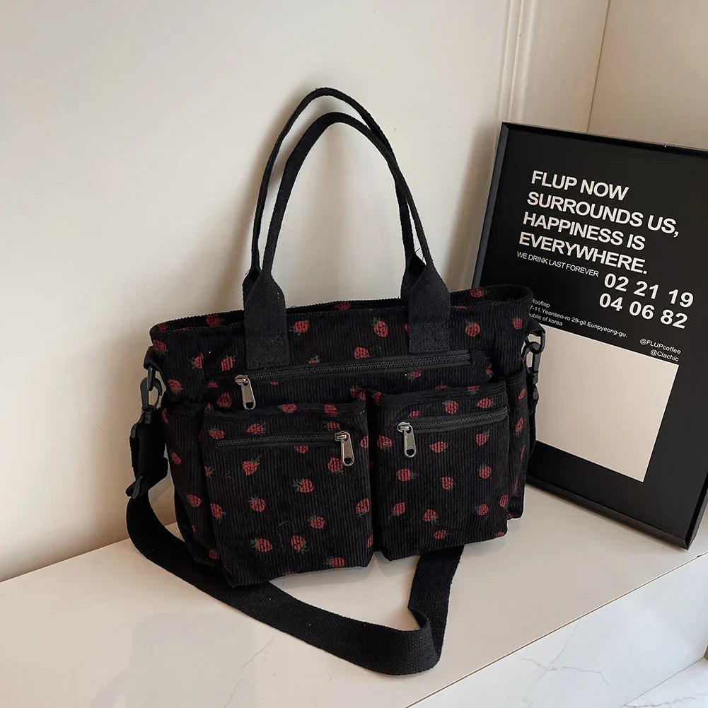 Strawberry Tote™ – Den sötaste väskan med oväntad funktion