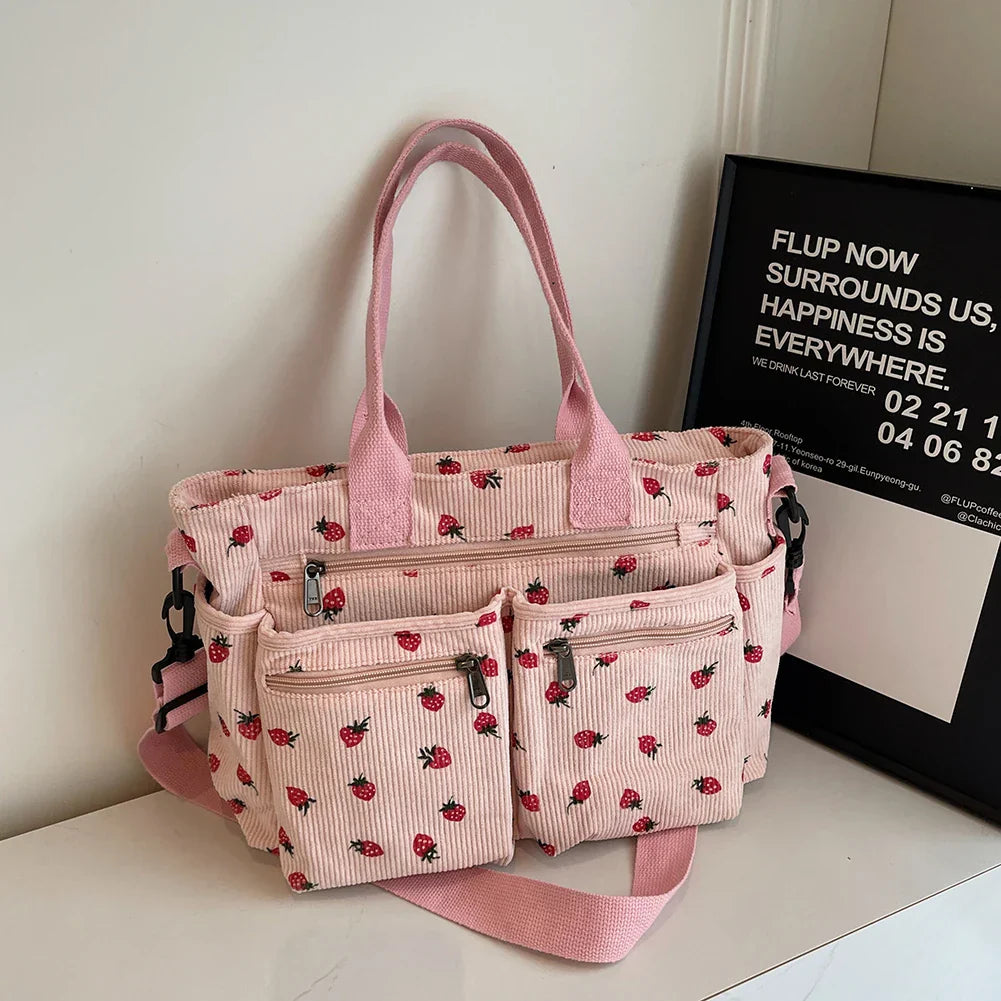 Strawberry Tote™ – Den sötaste väskan med oväntad funktion