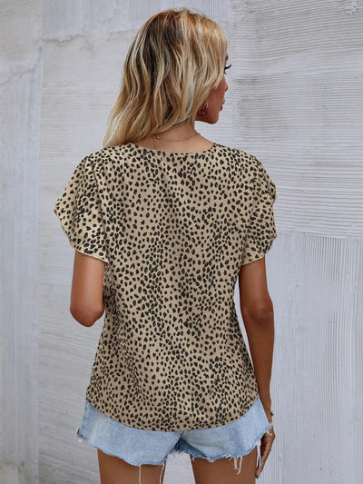 Cassidy™ – Chic blus med lekfullt mönster