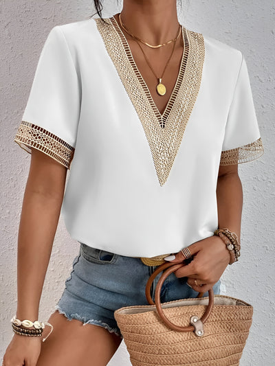 Davina™ – Elegant blus med lyxiga spetsdetaljer
