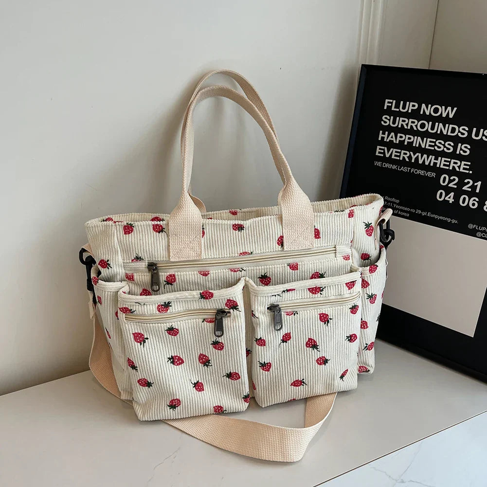 Strawberry Tote™ – Den sötaste väskan med oväntad funktion