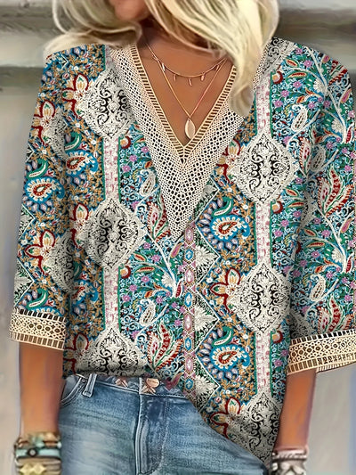 Nela™ – Elegant blus med spets och lekfull print