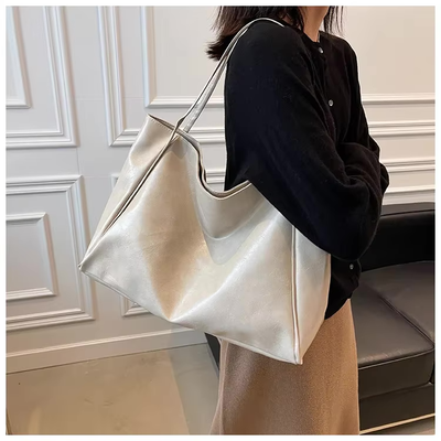 Leora™ – Elegant, enkel & rymlig för varje dag