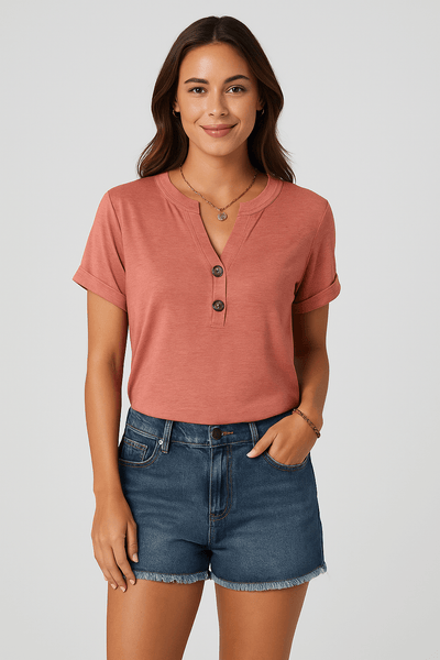 Maj-Lis™ – V-ringad T-shirt med knappar